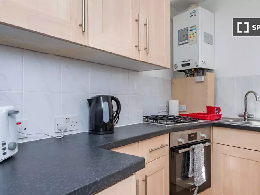 Immagine 7 di Appartamento in affitto  in A Lyham Road a Lambeth