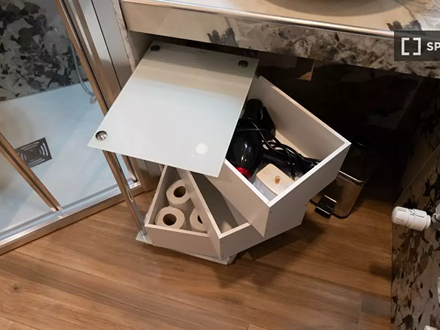 Immagine 11 di Appartamento in affitto  in Via Conte di Carmagnola a Roma