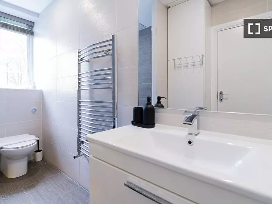Immagine 6 di Appartamento in affitto  in Highbury Grove a Islington