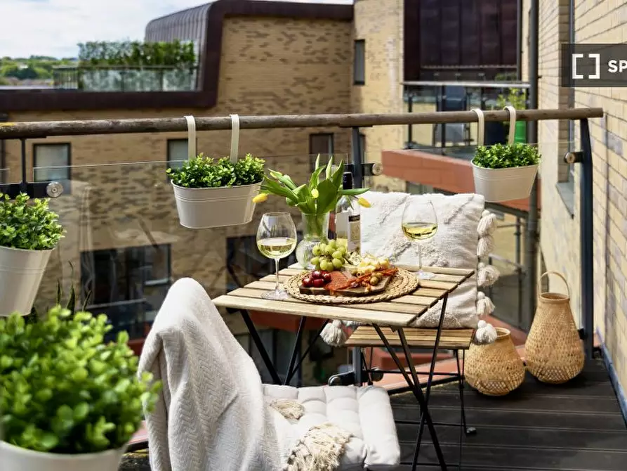 Immagine 8 di Appartamento in affitto  in Tollgate Gardens a Camden Town