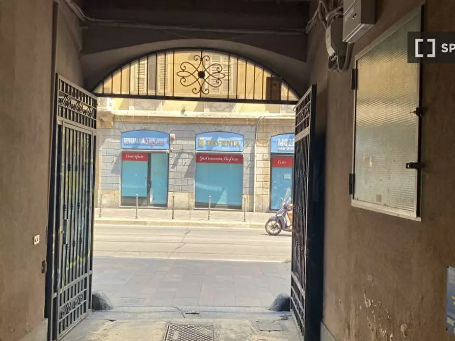 Immagine 2 di Appartamento in affitto  in Corso S. Gottardo a Milano
