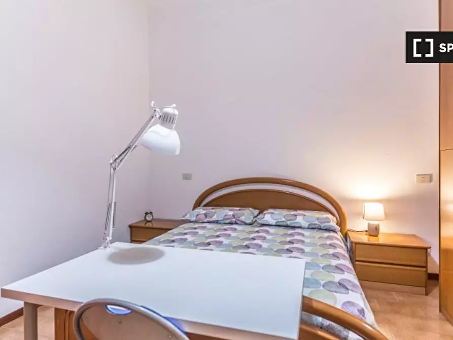 Immagine 5 di Camera condivisa in affitto  in Via Bambaglioli Graziolo a Bologna