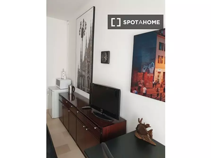 Immagine 4 di Appartamento in affitto  in Via dei Piatti a Milano