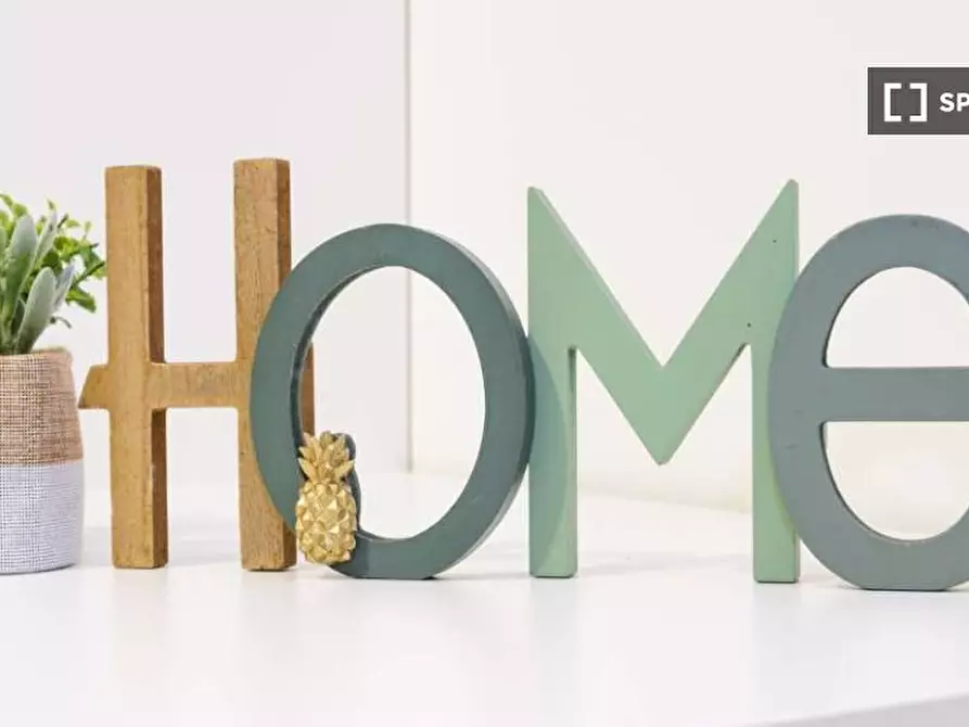 Immagine 10 di Camera condivisa in affitto  in Via Melchiorre Delfico a Milano