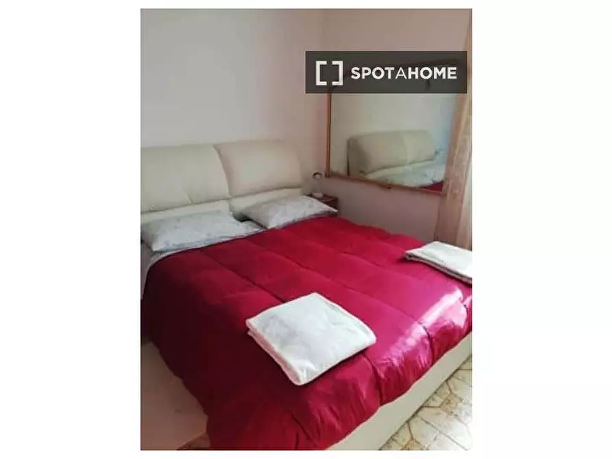Immagine 5 di Appartamento in affitto  in Via Acquaroni a Roma