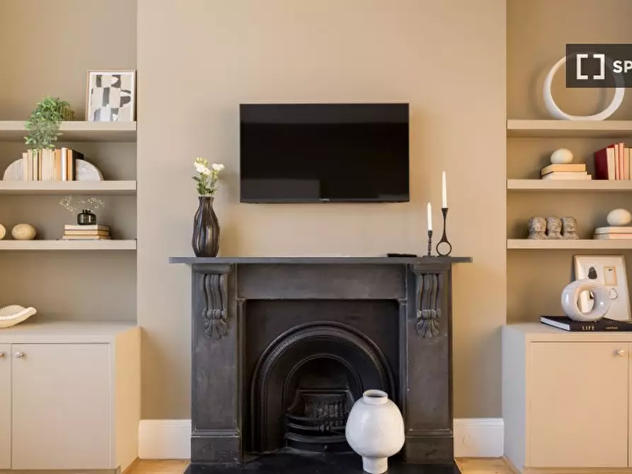 Immagine 19 di Appartamento in affitto  in Steele's Road a Camden Town