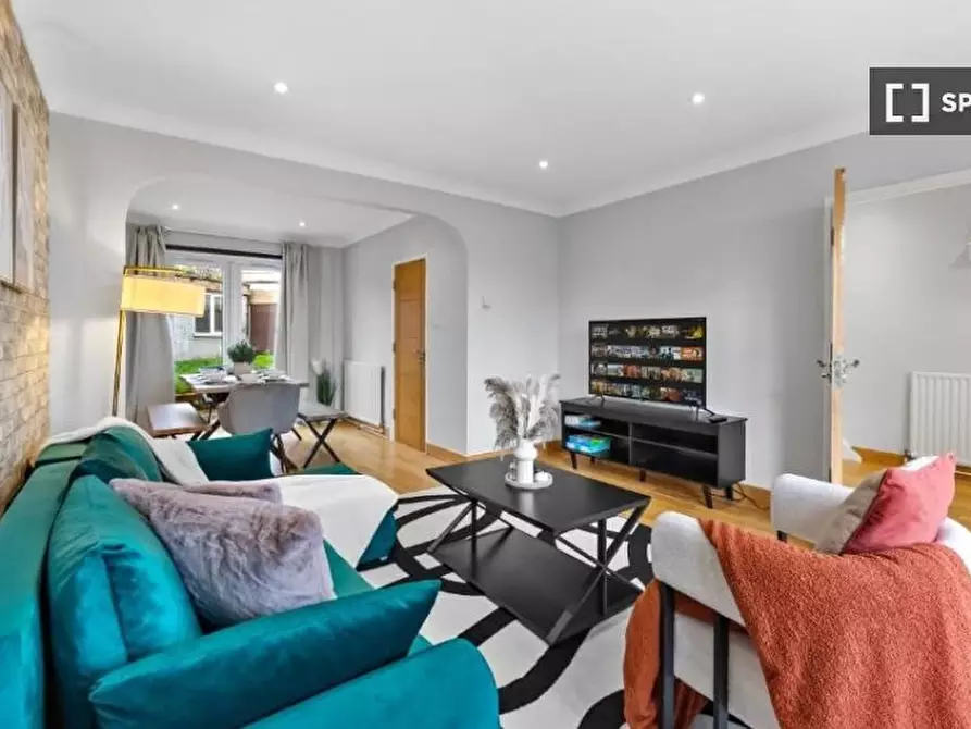 Immagine 14 di Appartamento in affitto  in Layfield Cres a Barnet