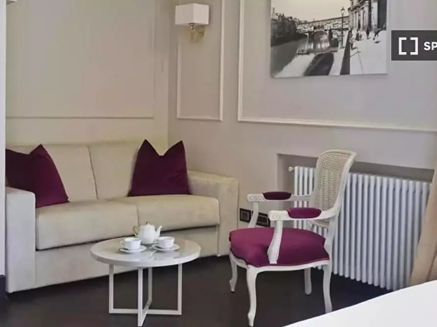 Immagine 16 di Camera condivisa in affitto  in Via dei Brunelleschi a Firenze