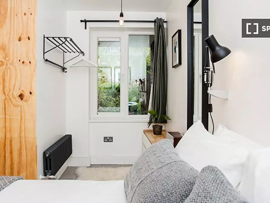 Immagine 4 di Appartamento in affitto  in Skinner St a Islington