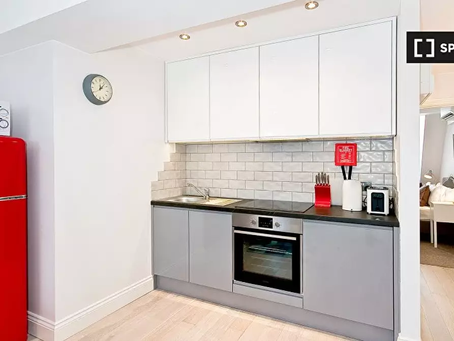 Immagine 5 di Appartamento in affitto  in Flat Eldon Chambers a 