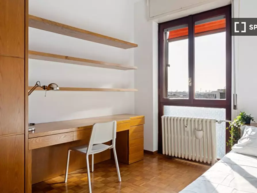 Immagine 17 di Camera condivisa in affitto  in Via Ronchi a Milano