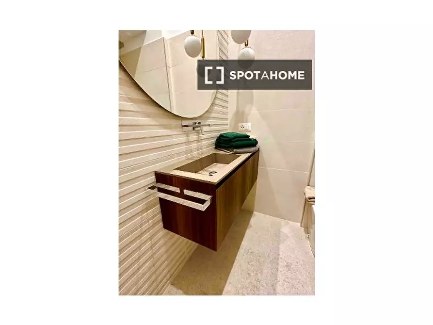 Immagine 6 di Appartamento in affitto  in Viale Platone a Roma
