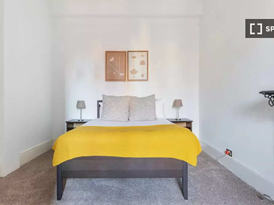 Immagine 11 di Appartamento in affitto  in Clanricarde Gardens a Paddington