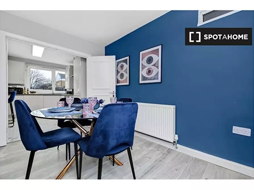 Immagine 1 di Appartamento in affitto  in Selman House Hedger's Grove a Hackney