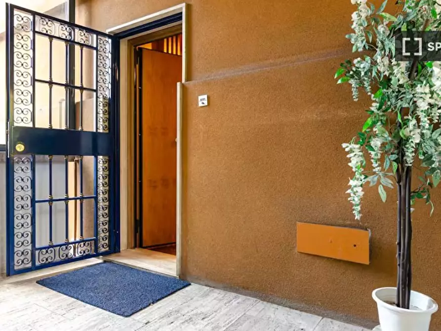 Immagine 19 di Appartamento in affitto  in Via Riva di Reno a Bologna