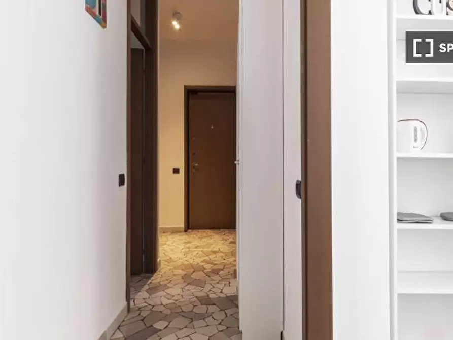 Immagine 17 di Camera condivisa in affitto  in VIA PISANELLO a Milano