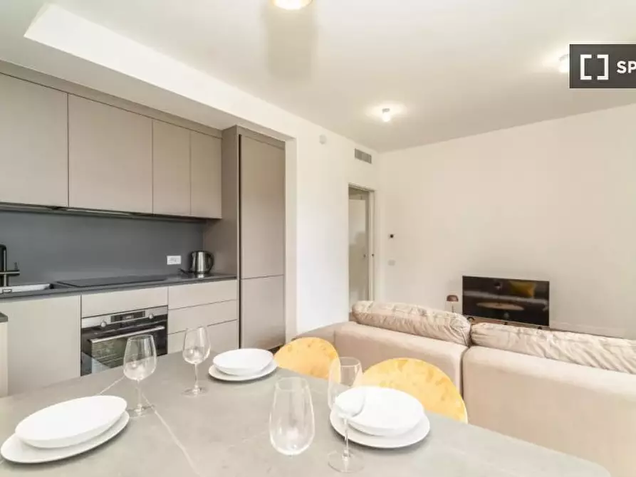 Immagine 10 di Appartamento in affitto  in Via Adamello a Milano