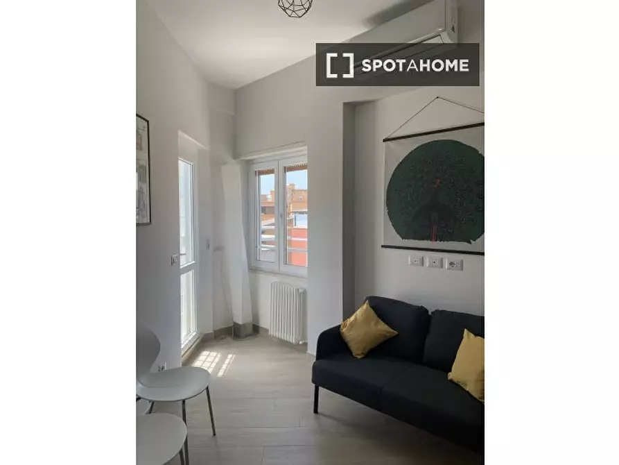 Immagine 5 di Appartamento in affitto  in Via Clemente X a Roma