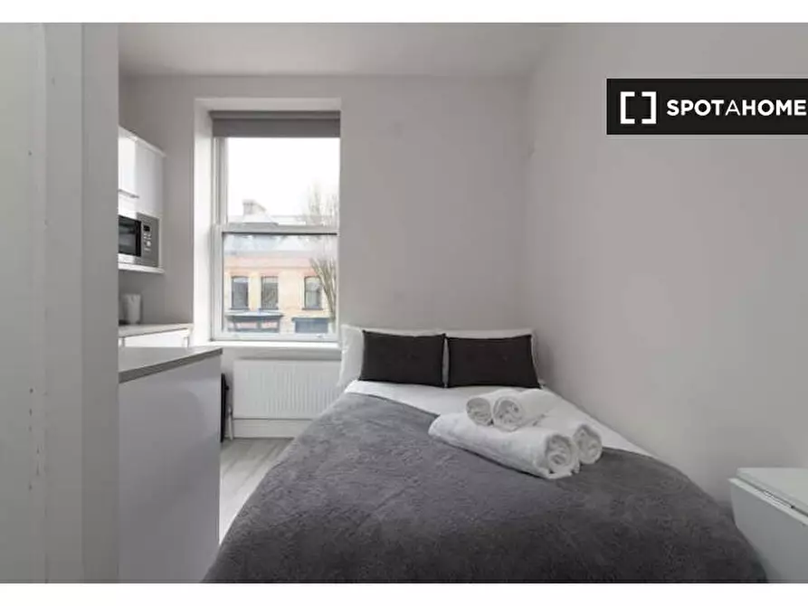 Immagine 16 di Appartamento in affitto  in Flat a Hackney