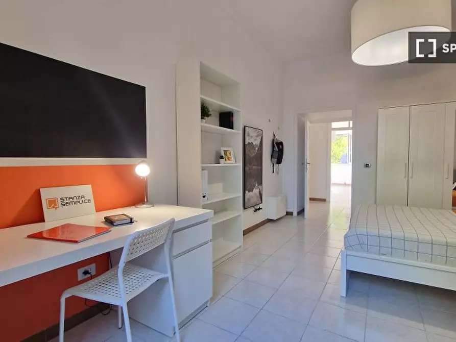 Immagine 4 di Camera condivisa in affitto  in Via Ostiense a Roma