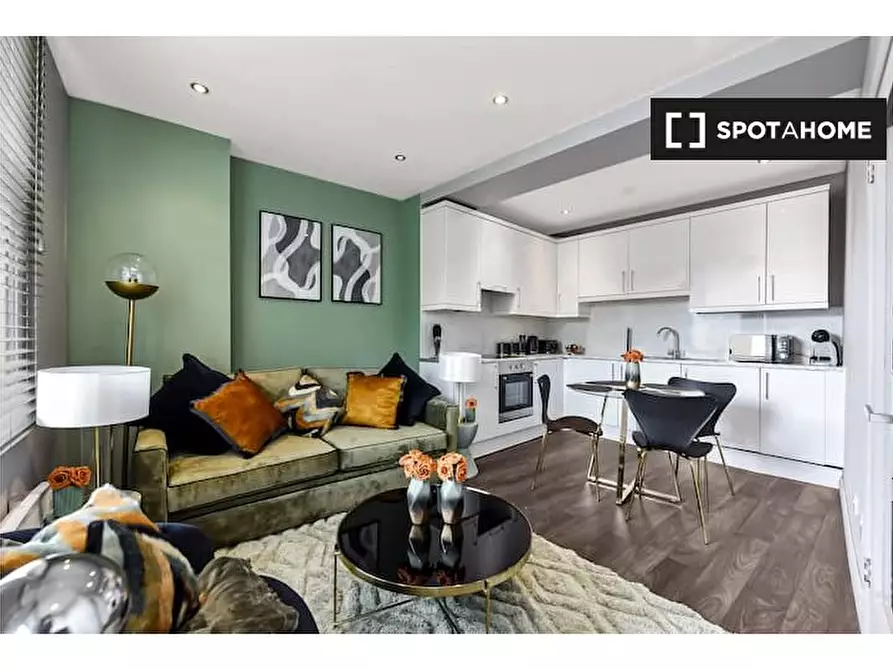 Immagine 5 di Appartamento in affitto  in Flat a Camden Town