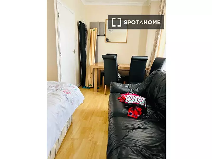 Immagine 3 di Camera condivisa in affitto  in Lilford Rd a Camberwell