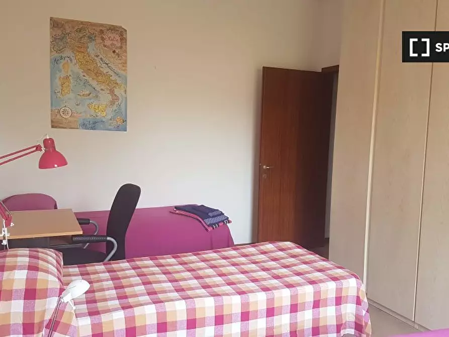 Immagine 4 di Camera condivisa in affitto  in Via Franzela a Padova