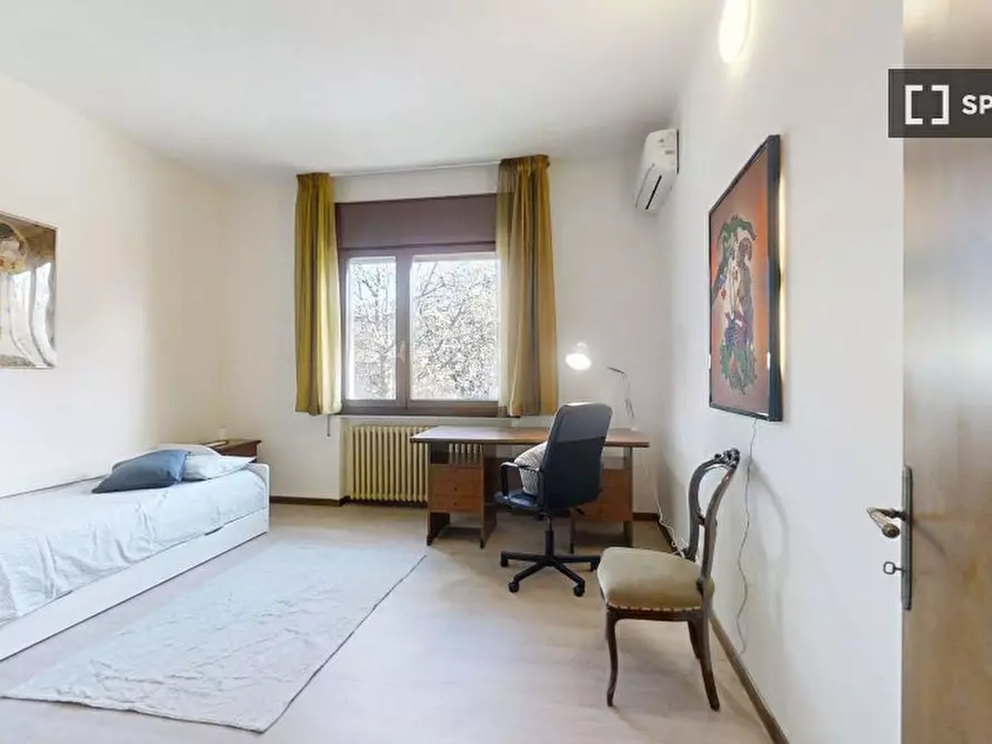 Immagine 5 di Camera condivisa in affitto  in VIA CERNAIA a Padova