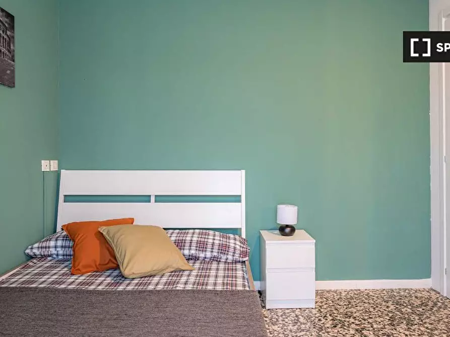 Immagine 4 di Camera condivisa in affitto  in Viale Sarca a Milano