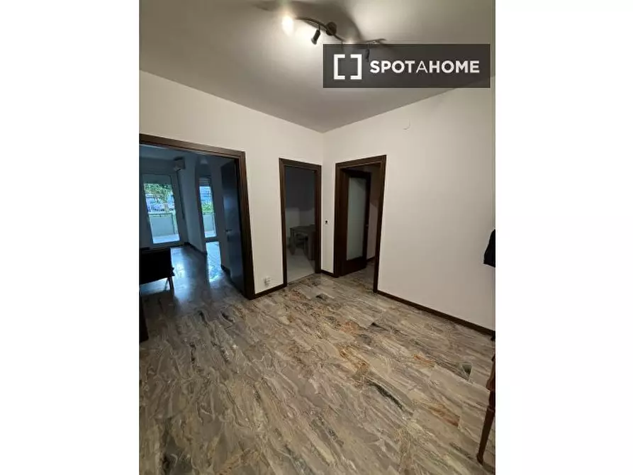 Immagine 5 di Camera condivisa in affitto  in Via Monte Cengio a Padova