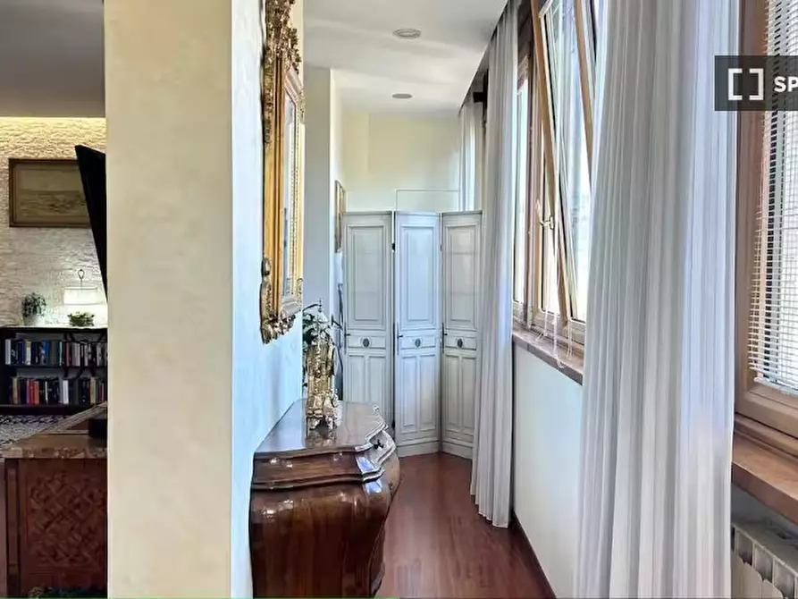 Immagine 10 di Appartamento in affitto  in Via Buccari a Roma