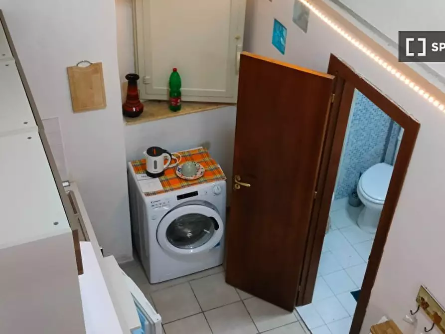 Immagine 4 di Ufficio in affitto  in Vico Giganti a Napoli