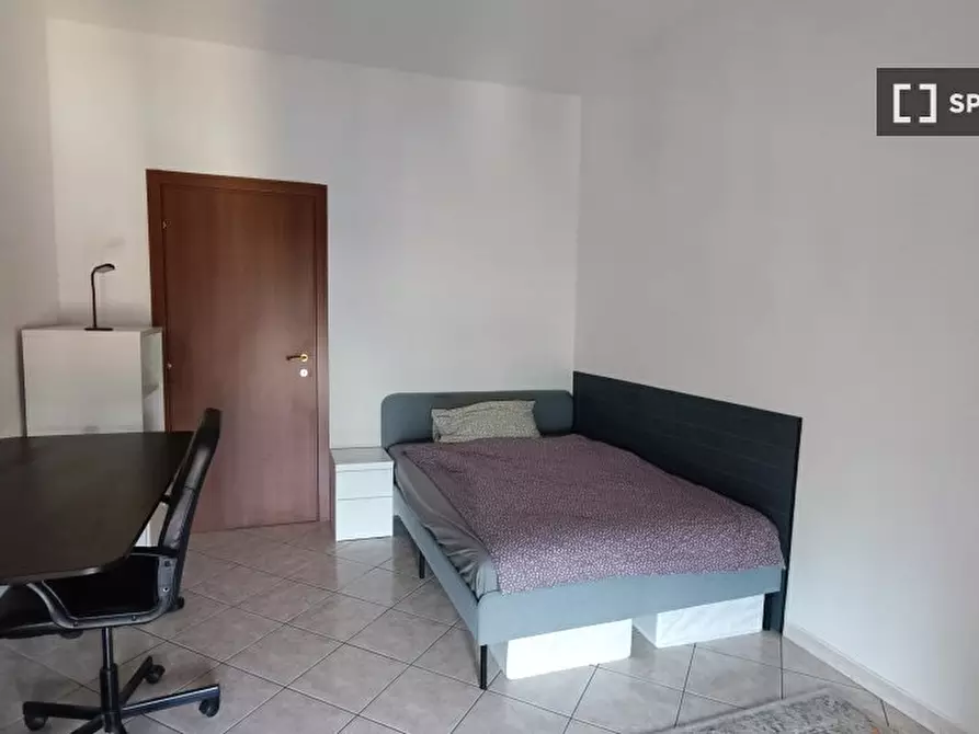 Immagine 19 di Camera condivisa in affitto  in Via Lombardia a Pioltello
