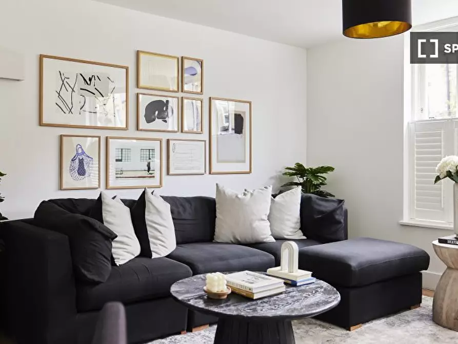 Immagine 2 di Appartamento in affitto  in Felgate Mews a Hammersmith