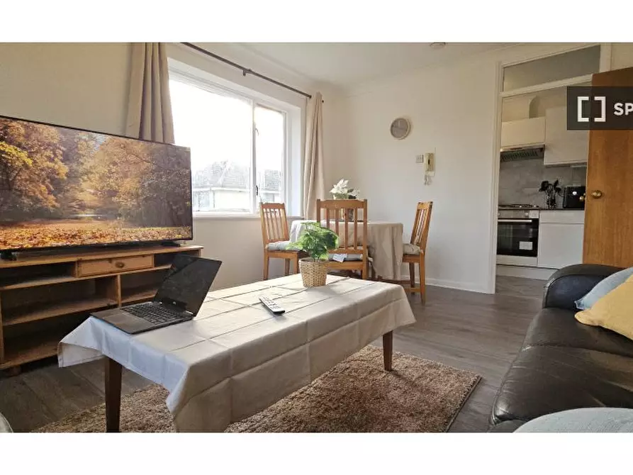 Immagine 6 di Appartamento in affitto  in Chaseley Dr a Hounslow