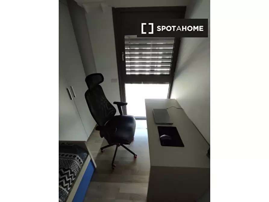 Immagine 3 di Camera condivisa in affitto  in Via Marco Fabio Quintiliano a Milano