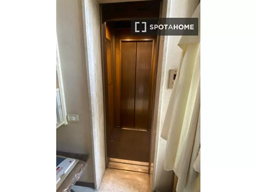 Immagine 4 di Camera condivisa in affitto  in Via Lorenzo di Credi a Milano