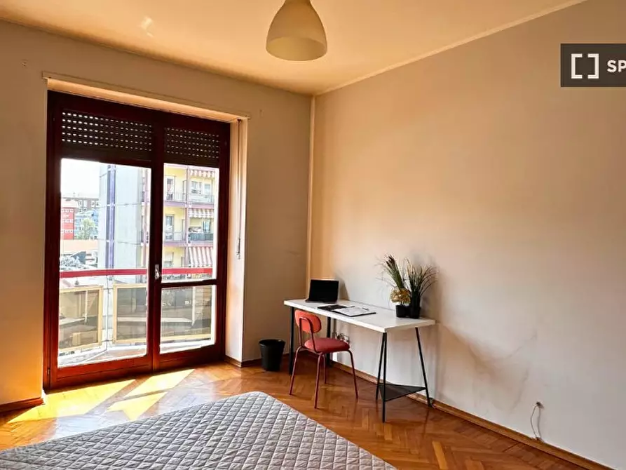 Immagine 2 di Camera condivisa in affitto  in C.so Giulio Cesare a Torino