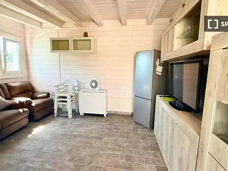 Immagine 1 di Appartamento in affitto  in Viale di Focene a Fiumicino