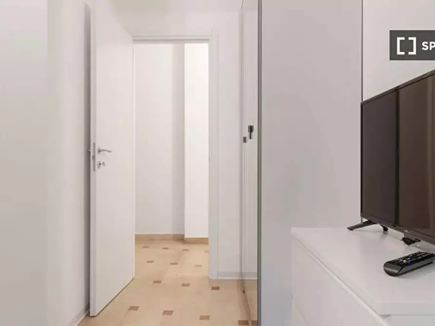 Immagine 5 di Camera condivisa in affitto  in Via Lentasio a Milano