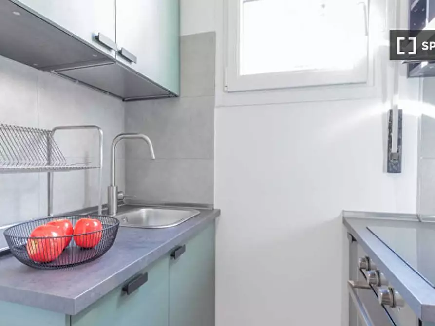 Immagine 5 di Camera condivisa in affitto  in Viale Carlo Espinasse a Milano