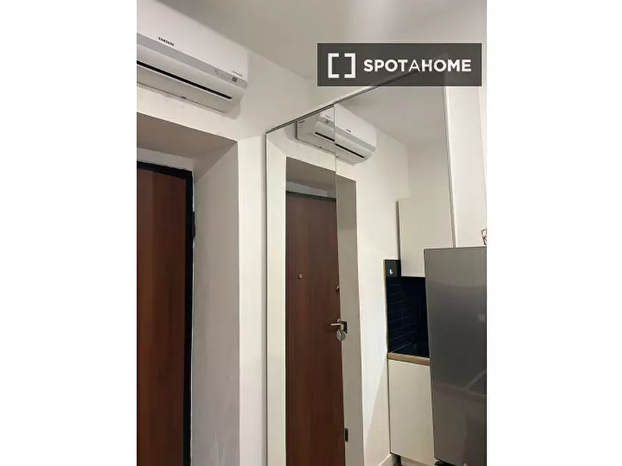 Immagine 2 di Ufficio in affitto  in Via Cilicia a Roma