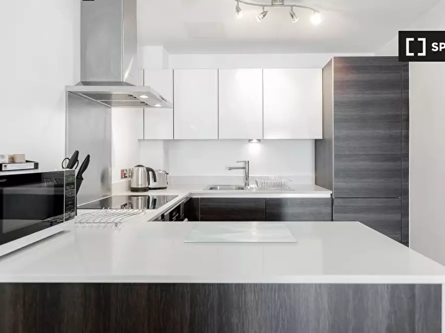 Immagine 6 di Appartamento in affitto  in Stanley Rd a Merton