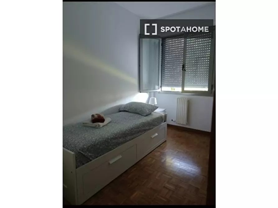 Immagine 2 di Camera condivisa in affitto  in Via Febbraio a Vimodrone