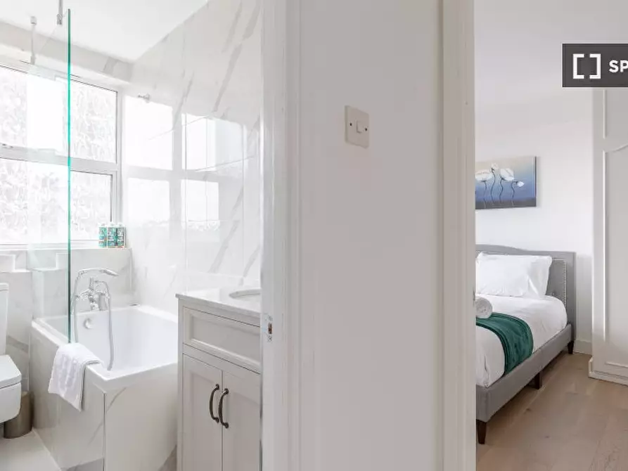 Immagine 8 di Appartamento in affitto  in Kendal St a Paddington
