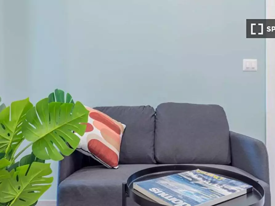 Immagine 9 di Camera condivisa in affitto  in Via Francesco Buonamici a Roma