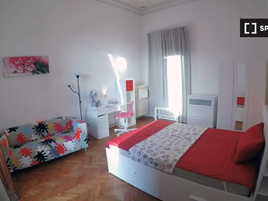 Immagine 2 di Camera condivisa in affitto  in Via Zara a Firenze