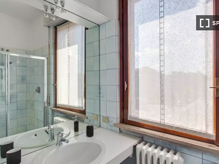 Immagine 5 di Camera condivisa in affitto  in Via Egadi a Milano