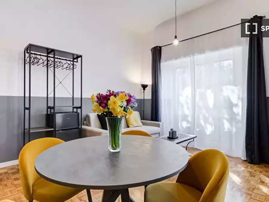 Immagine 2 di Appartamento in affitto  in Via Paolo Frisi a Roma