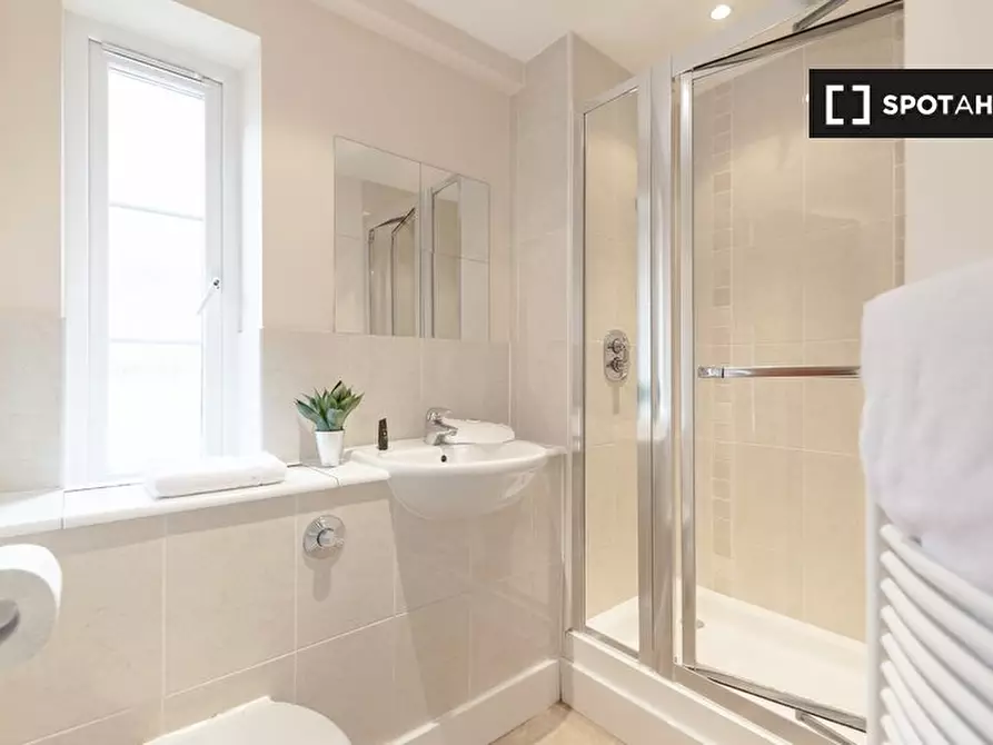 Immagine 12 di Appartamento in affitto  in Station Approach a Epsom